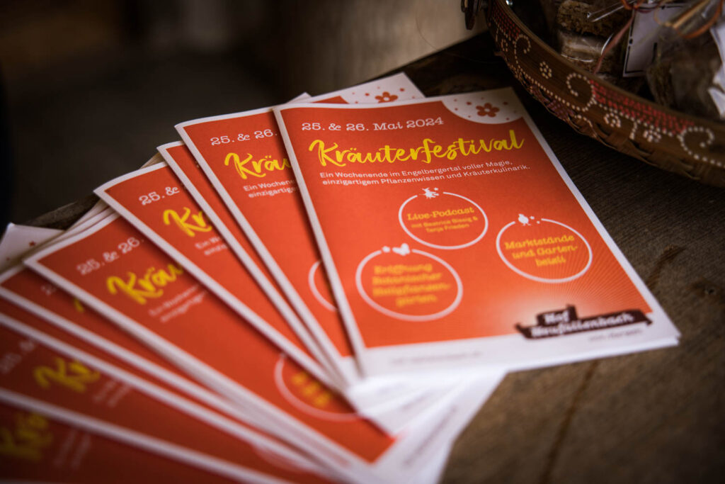 kraeuterfestival-2024-broschure.jpg
