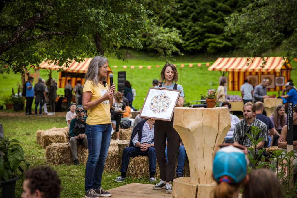 kraeuterfestival-2024-pflanzenmandala-zaubergartengespraech.jpg