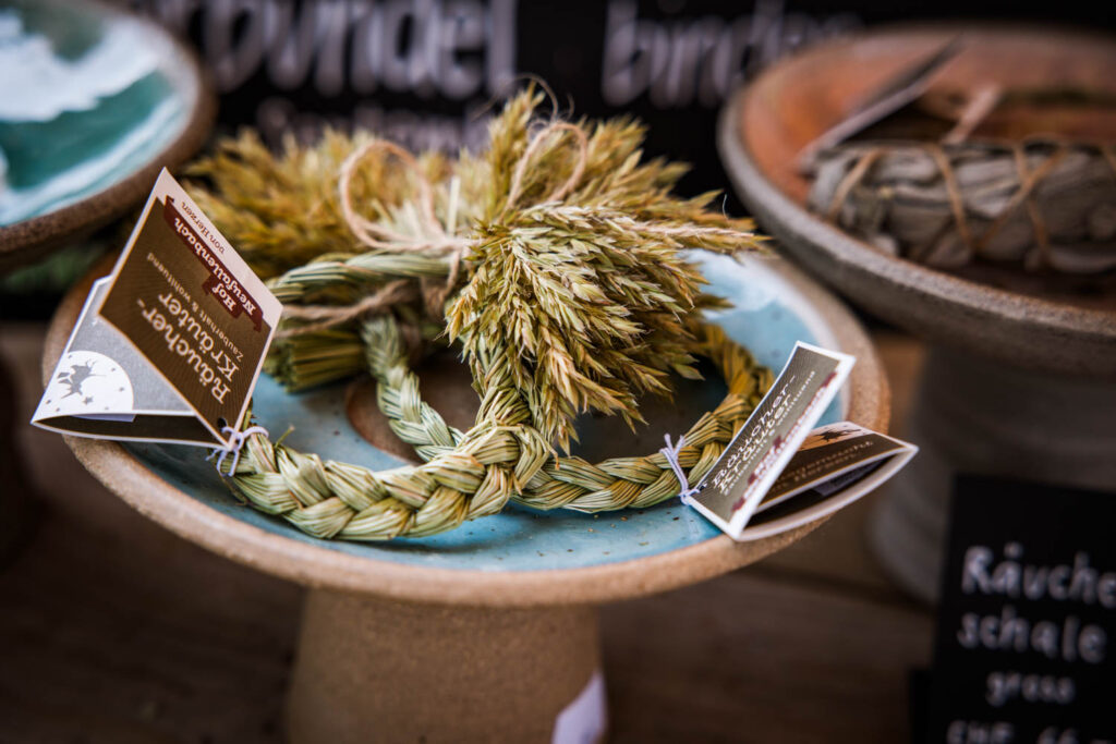 kraeuterfestival-2024-raeucherkraeuter2.jpg